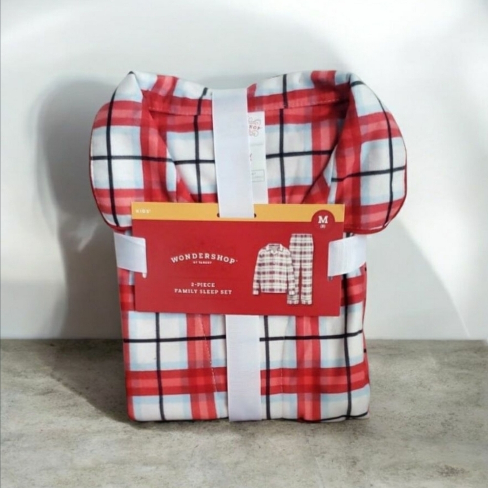 Wondershop Checkered Plaid Pajama Set - Medium 8